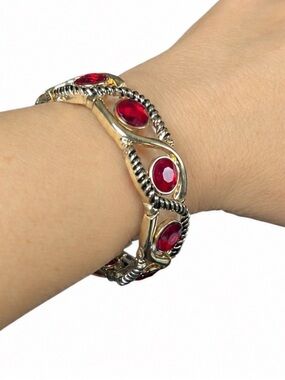 NWT Dana Buchman Antique Gold Stretch Bracelet Faux Rubies